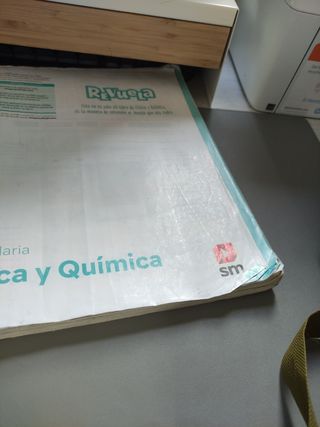 Física y Química. 2 Secundaria. Revuela