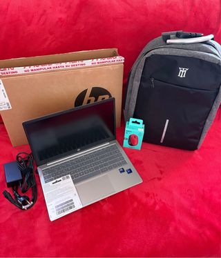 Portátil HP Intel Core i7 Ultra + ratón