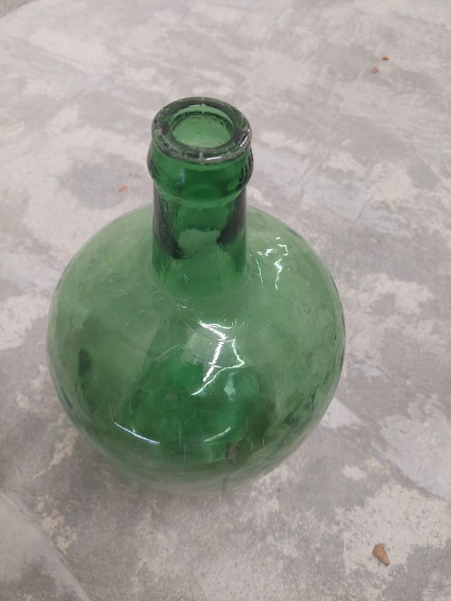 Damajuana vidrio verde antigua
