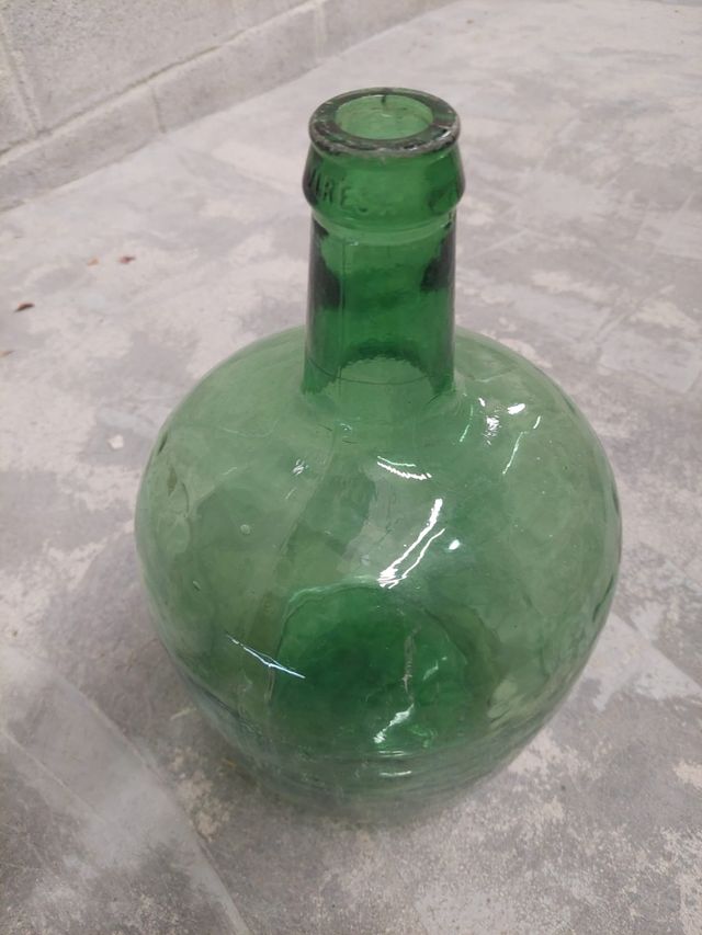 Damajuana vidrio verde antigua