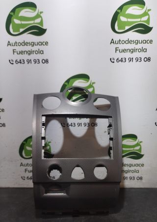 MOLDURA RADIO RENAULT MEGANE 2