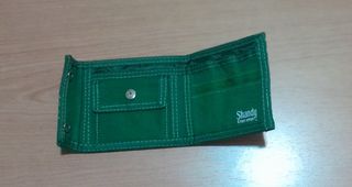 Monedero verde estampado