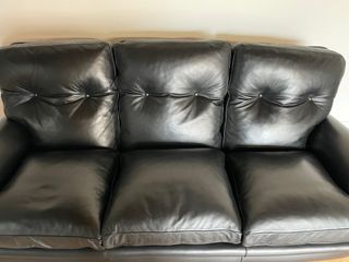 Divano Poltrona Frau Pelle Nera di vitello