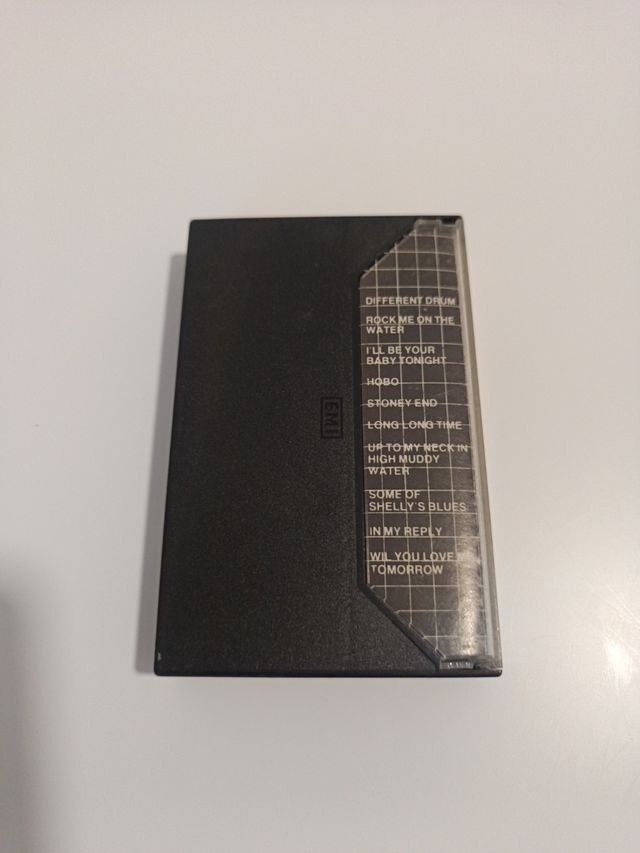 Casete Linda Ronstadt - Different Drum