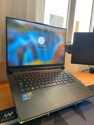 Portátil Asus ROG Strix Scar 16 Core i9-RTX4080