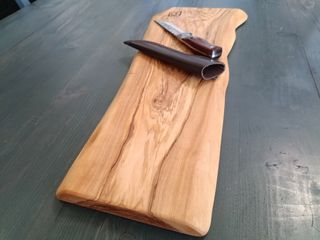 Tagliere in legno d'ulivo