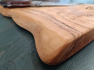 Tagliere in legno d'ulivo