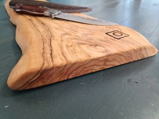Tagliere in legno d'ulivo