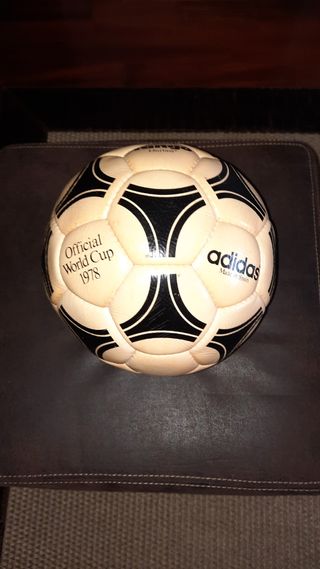 Balón Adidas Tango Mundial 1978. Esta perfecto
