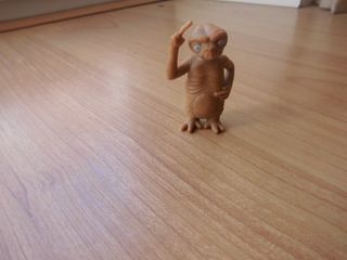 FIGURA ET EL EXTRATERRESTRE PROMOCIÓN PHOSKITOS 
