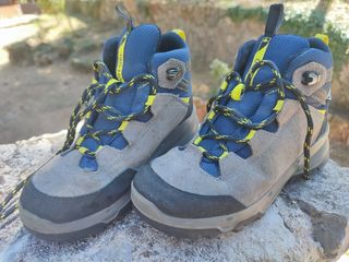Botas montaña quechua impermeables nº31