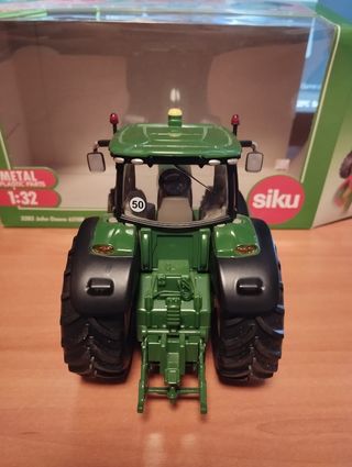 John Deere 6210R, Siku 1:32