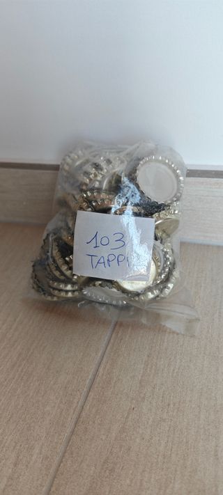 103 Tappi a Corona nuovi per hobby creativi, artig