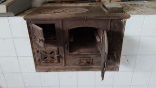 Horno leña antiguo cocina