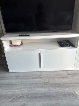 Mueble TV blanco - 2 puertas