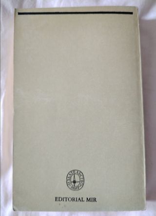 VIAJE POR TRES MUNDOS (Cuentos de ciencia ficción)