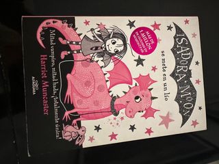 Isadora Moon se mete en un lío.