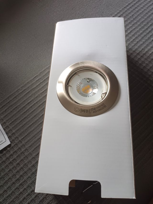 3 Focos LED GU10 - 35W - 230 lúmenes