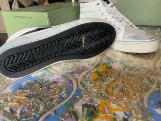 Sneakers alte bianche/nero 