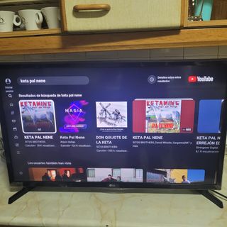 TV LG 32LQ570B6LA  Smart TV webOS 2024 4K como nue