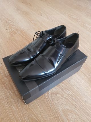 Zapatos negros de vestir