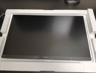 Monitor PHILIPS 24'' 243V