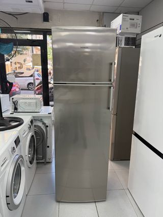 Nevera Siemens NoFrost 185x60cm