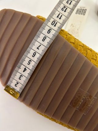 Sandalias Biba amarillas