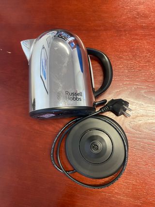 Hervidor Russell Hobbs - Acero inoxidable
