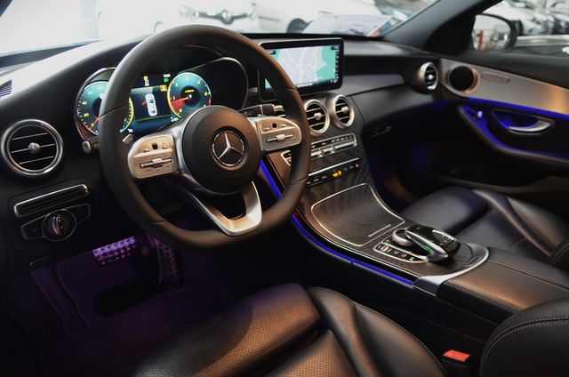 Mercedes Benz Clase C220d 194cv AMG Edition Autom.