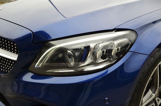 Mercedes Benz Clase C220d 194cv AMG Edition Autom.