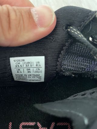 Zapatillas Asics Novablast 3 Nuevas!