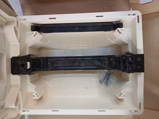 Caja empotrable Hager VF108PE 8M