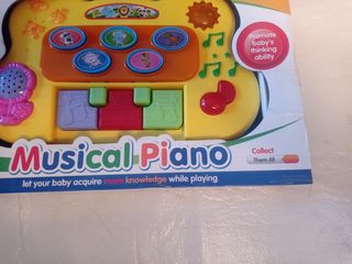 Piano musical infantil (18+ meses)