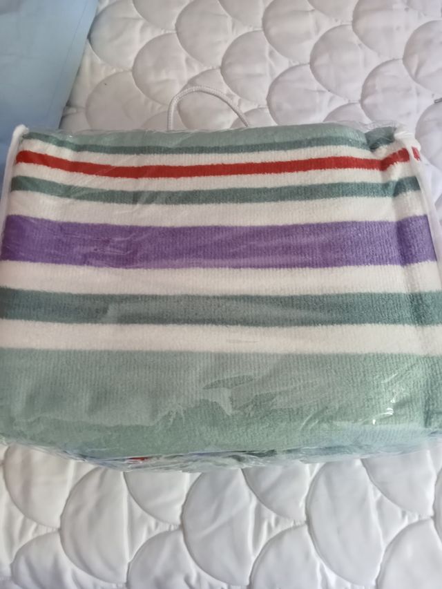 Sábana coralina rayas - Verde, Morada