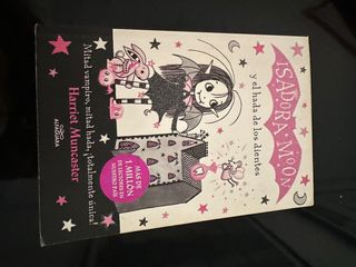 Isadora Moon y el hada de los dientes.