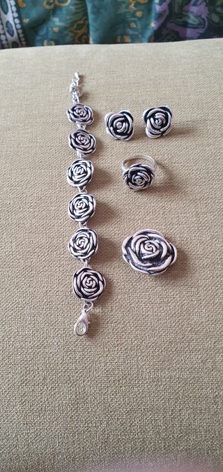 Juego Rosa - Pulsera, Aretes, Broche , vintage.