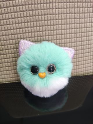 Peluche gato que puede hacer ruido.