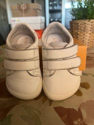Zapatos Blanditos bebé talla 19