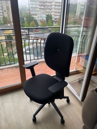 Silla escritorio negra