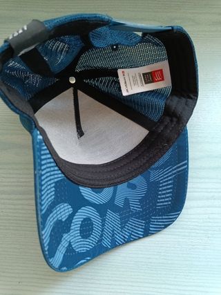 Gorra Compressport NUEVA azul