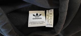 Sudadera Adidas negra con rayas de colores