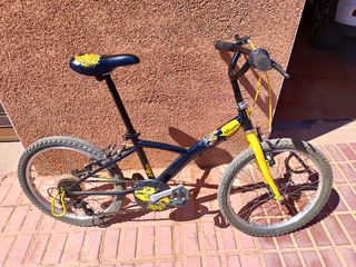 Bicicleta infantil BTWIN 20" usada