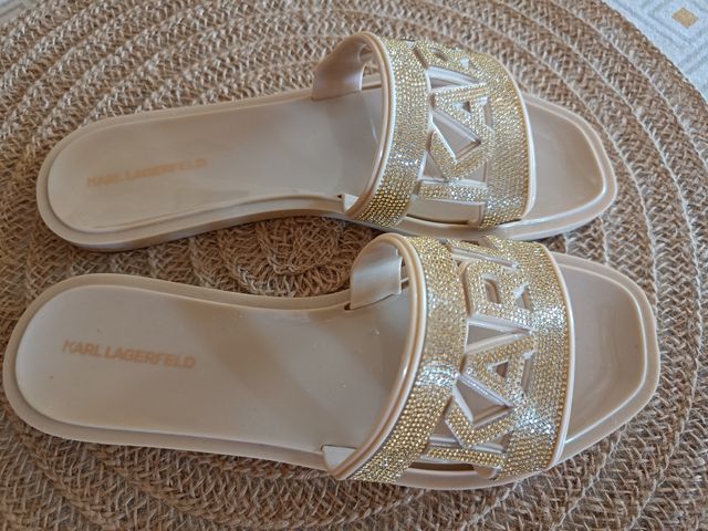 Chanclas Karl Lagerfeld beige-doradas