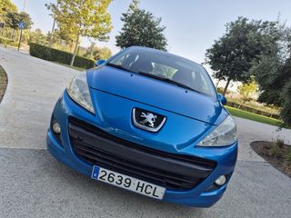 Peugeot 207 2011