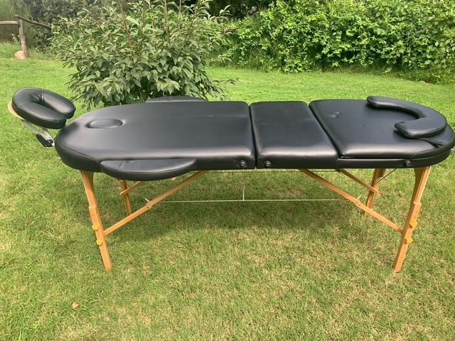 Mesa de masaje plegable.