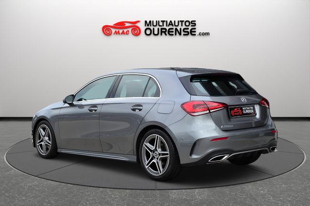 Mercedes Benz A200d AMG Line+Navegacion+Full Led