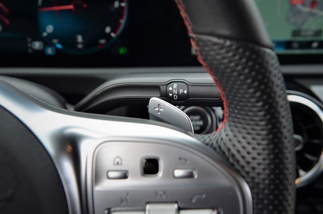Mercedes Benz A200d AMG Line+Navegacion+Full Led
