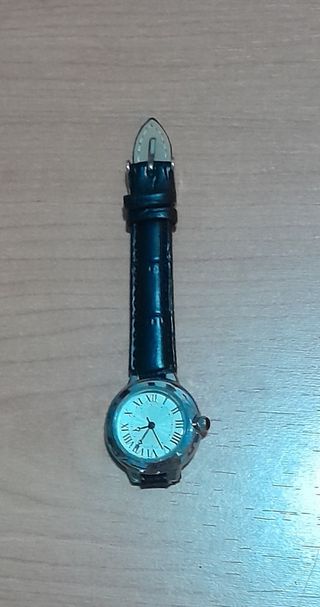 Reloj de pulsera clásico