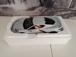 C8 Corvette 1/18 escala